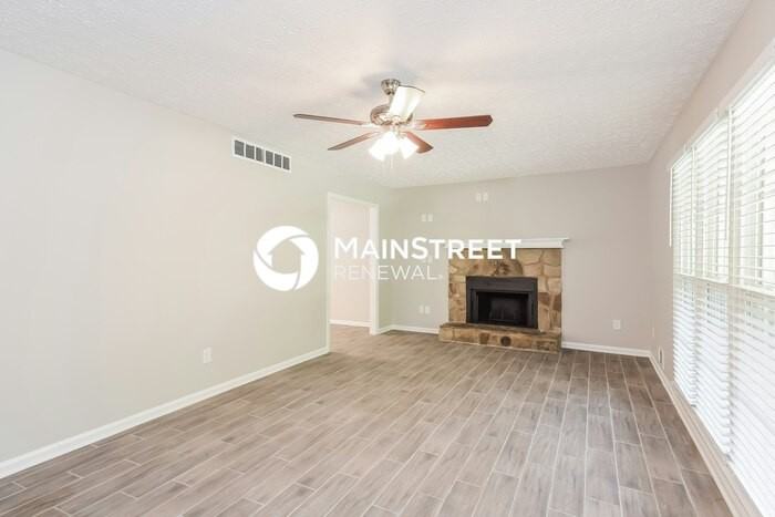 46 Normas Way - Photo 3 of 18