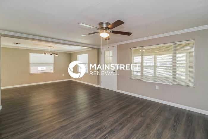 234 12th Ave - Photo 3 of 16