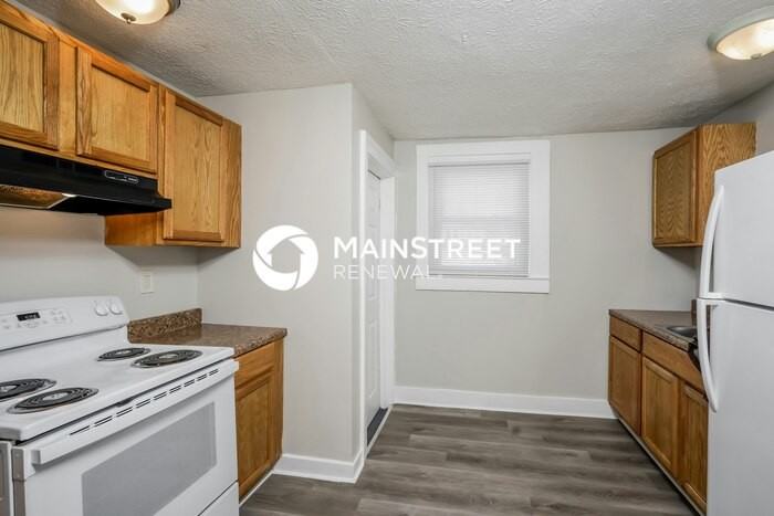 1821 West Lee Street - Photo 7 of 18