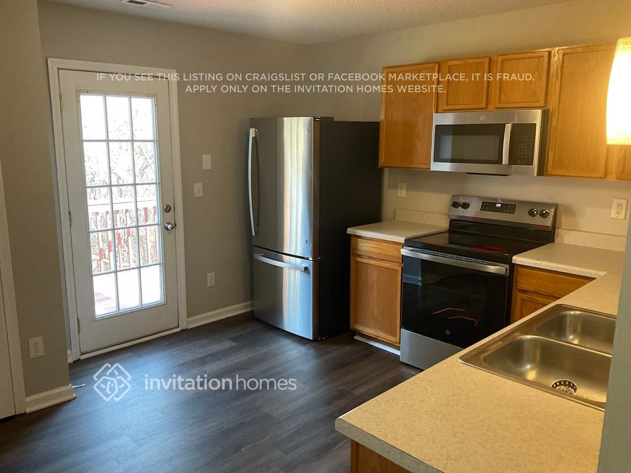 329 Tanner Ct - Photo 5 of 11