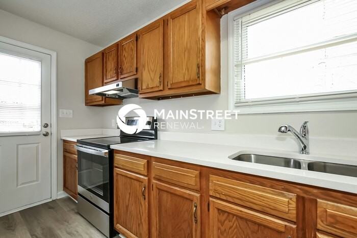 4 Terry Dr - Photo 7 of 16