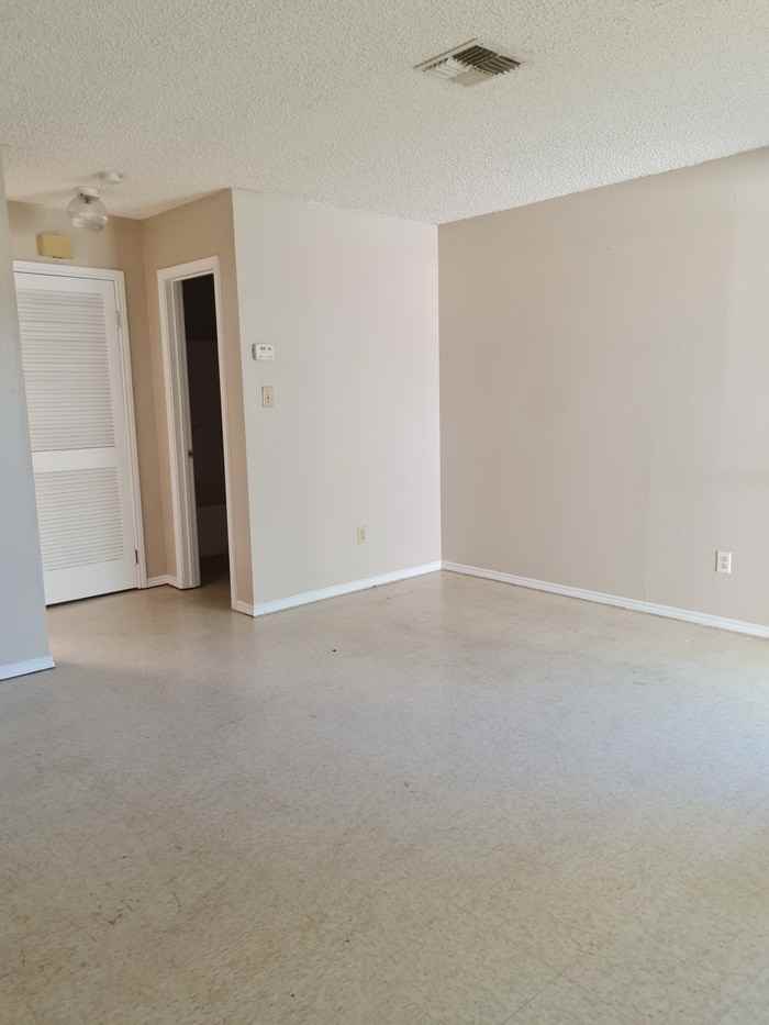 2102 N 7th St #20 - Photo 4 of 12