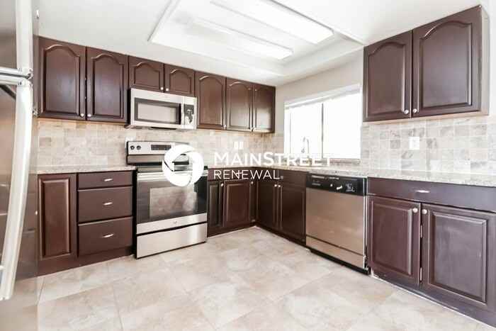 6230 Westport Dr - Photo 5 of 13