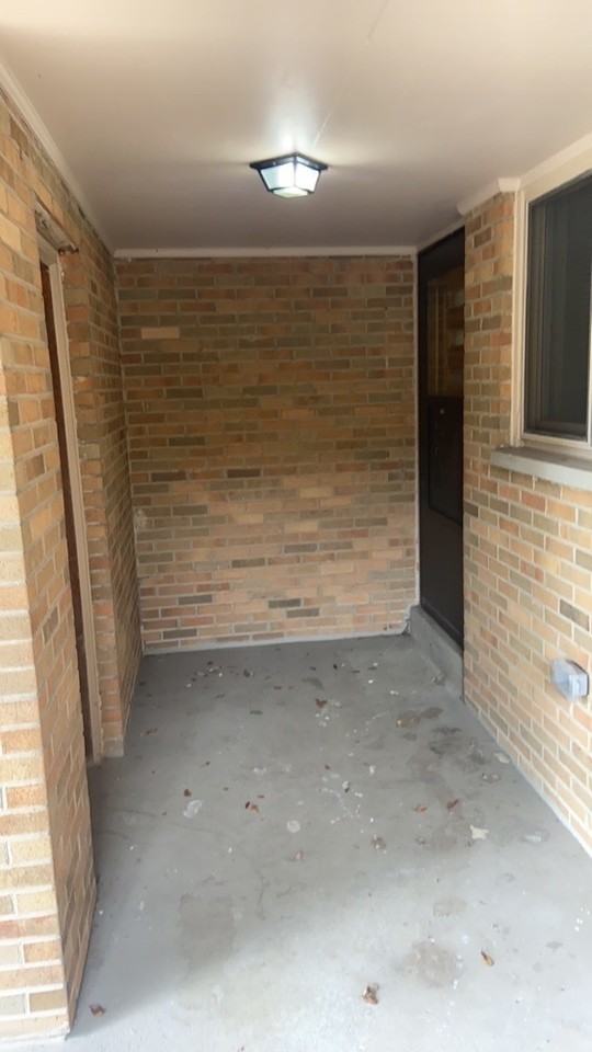 536 South Main Street - Photo 5 of 31