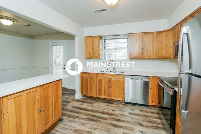 7905 Tressa Cir - Photo 6 of 17