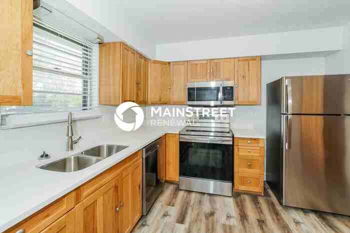 7905 Tressa Cir - Photo 7 of 17