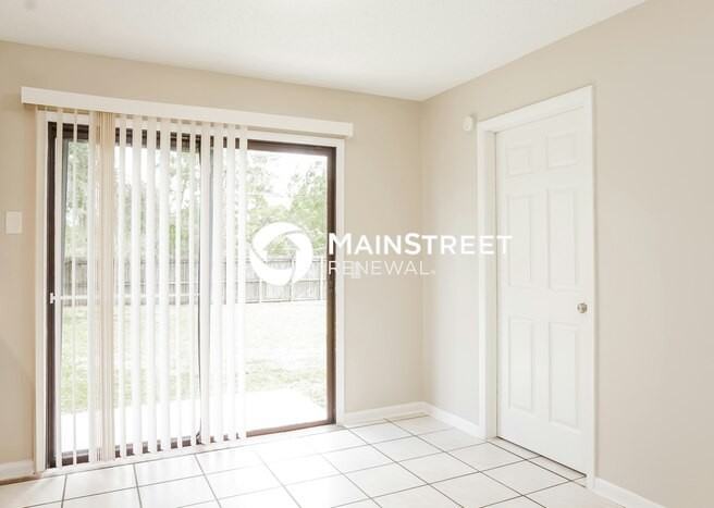 1658 Wainwright St Se - Photo 4 of 16