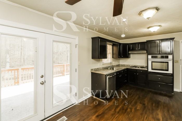 4069 Cheoah Dr - Photo 5 of 14