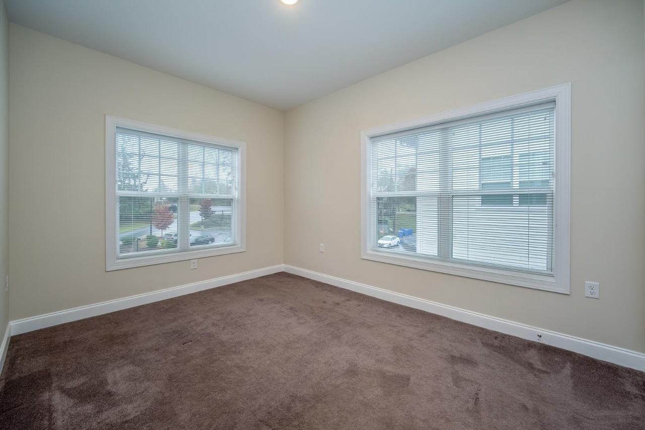 41 Mary Helen Pl - Photo 6 of 10