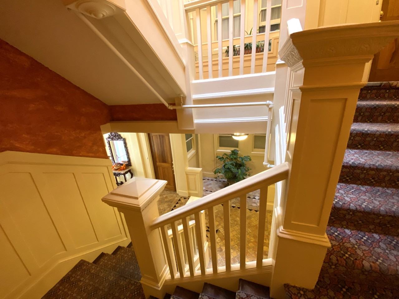 524 Georgia St #205 - Photo 5 of 16