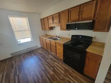 620 King Street - Photo 4 of 13