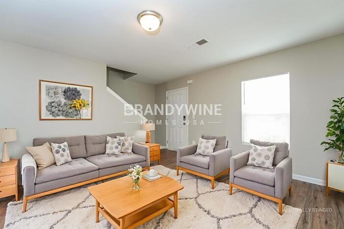 561 Bryson Trl - Photo 4 of 26