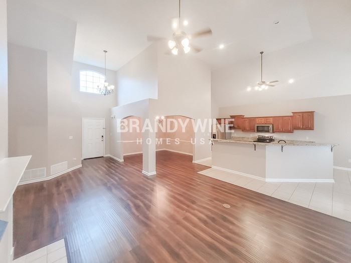 9876 Brimfield Dr - Photo 7 of 23