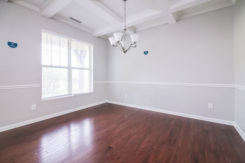 65 Davelyn Ct - Photo 6 of 17