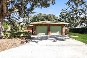 featured image of 15824 Fairview Point