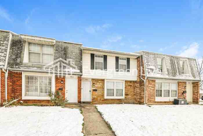 7502 Mount Whitney St - Photo 3 of 16