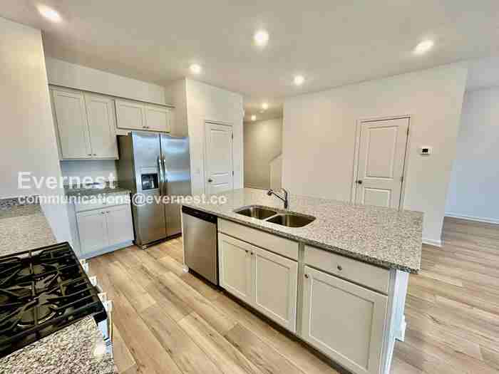 4281 Marsha Street - Photo 3 of 28