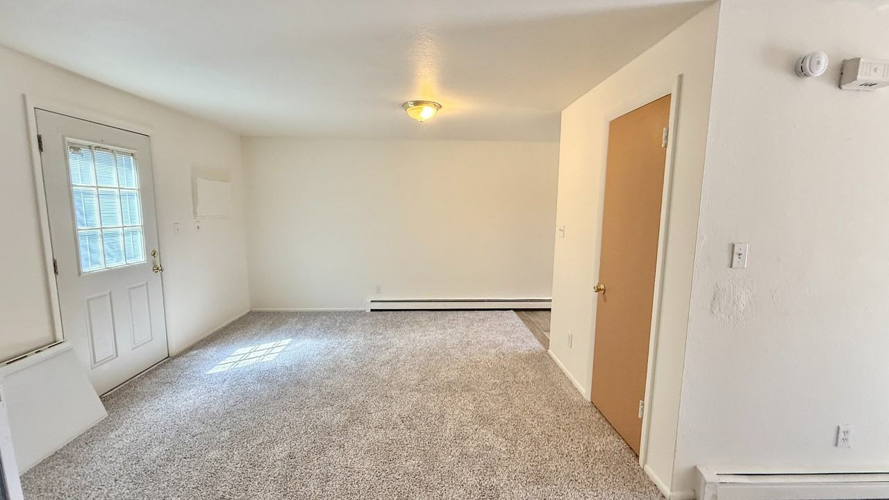 3650 Upham - Photo 6 of 12