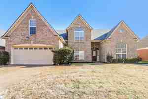 featured image of 1694 Farkleberry Drive