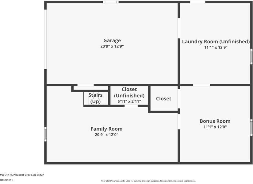 960 7th Place - Photo 2 of 17