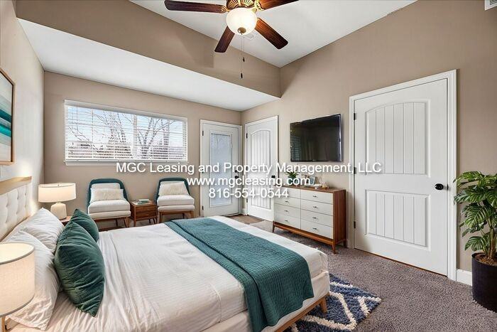 126 Barberry Ln - Photo 4 of 18