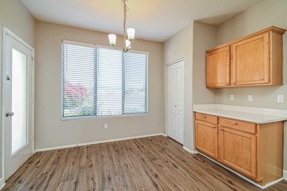 3719 S Colt Dr - Photo 5 of 17