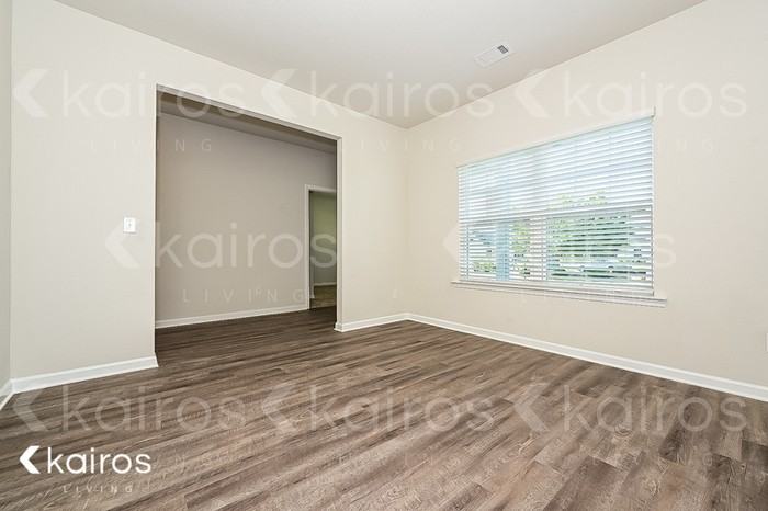 7000 Pinehurst Way North - Photo 5 of 17