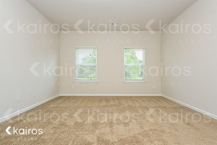 7000 Pinehurst Way North - Photo 6 of 17