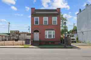 featured image of 7914 South Broadway #LEFT