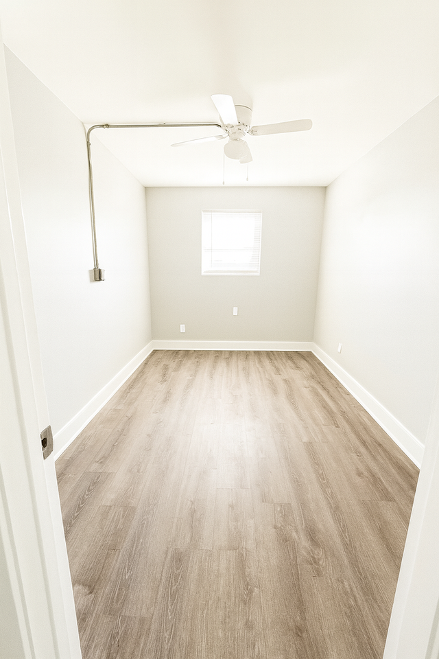 7914 S Broadway #LEFT - Photo 7 of 9