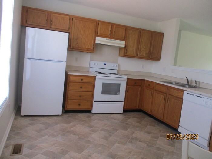 279 Southhaven Court - Photo 5 of 11