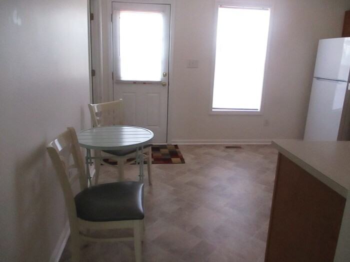 279 Southhaven Court - Photo 6 of 11