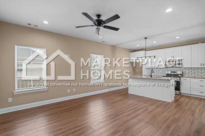 108 James St - Photo 7 of 38