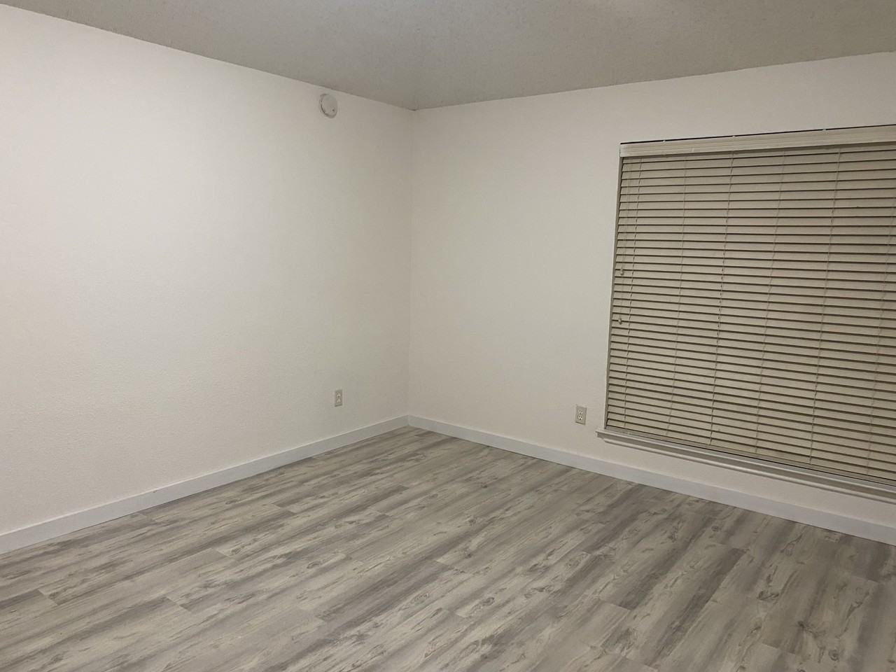 3865 Suffolk Ln #NA - Photo 4 of 20