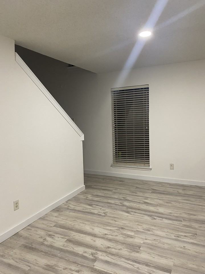 3865 Suffolk Ln #NA - Photo 3 of 20