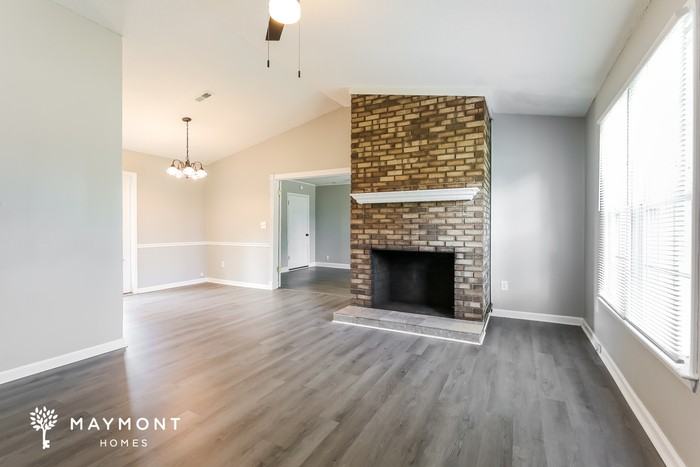 111 Palamon St - Photo 4 of 12