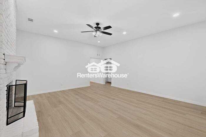 2307 Silver Holly Ln - Photo 6 of 45