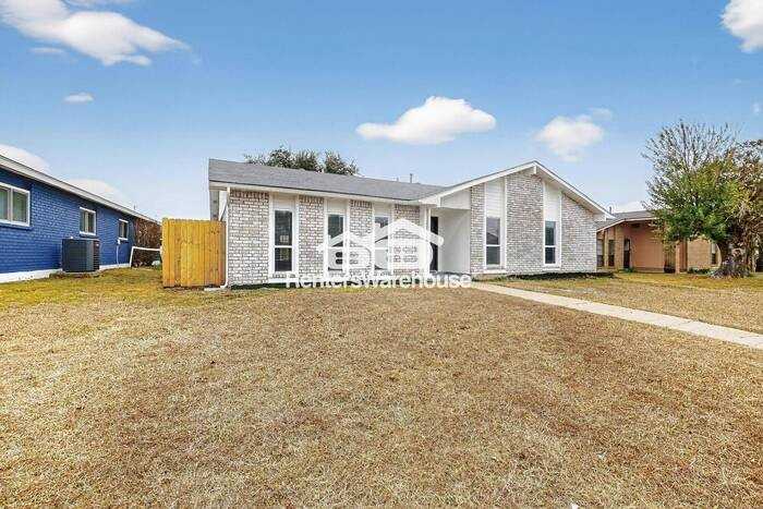 5157 Sherman Drive - Photo 4 of 46