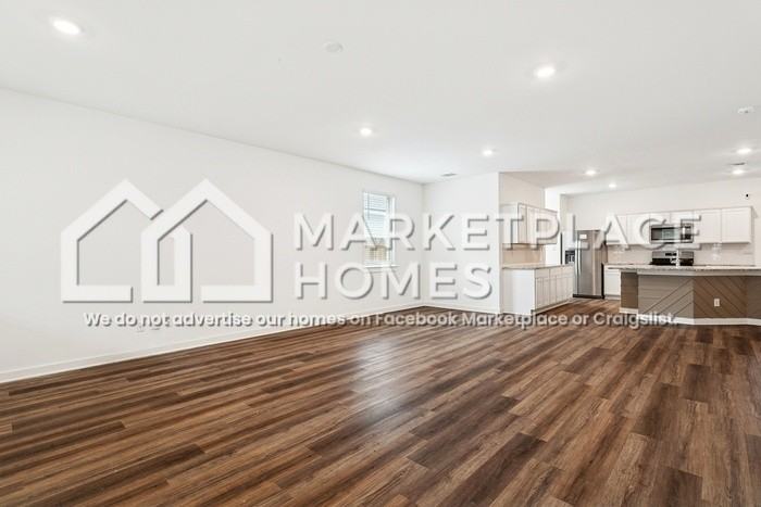 40345 Cara Mae St - Photo 4 of 23