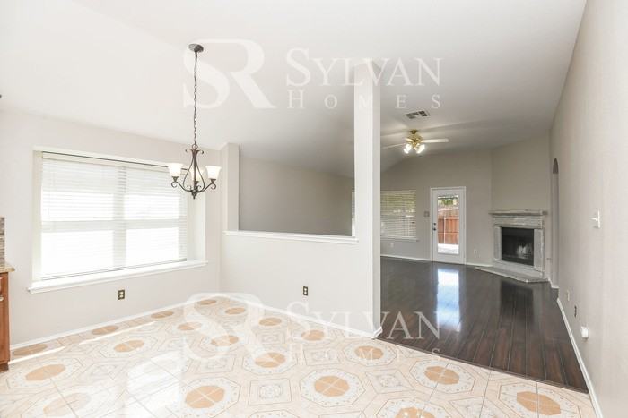 648 Tabasco Trl - Photo 7 of 16