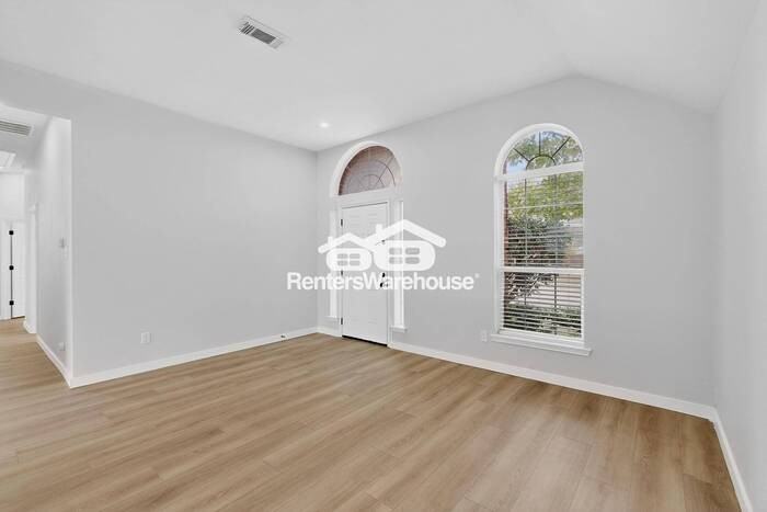 12111 Canoe Road - Photo 7 of 41