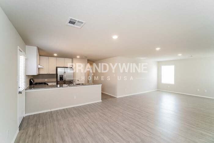 7015 Winding Shelf - Photo 6 of 33