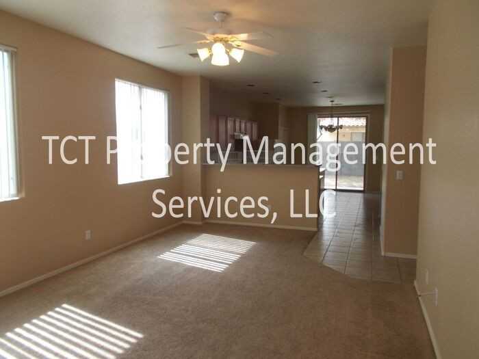 3703 E Sundance Ave - Photo 2 of 12