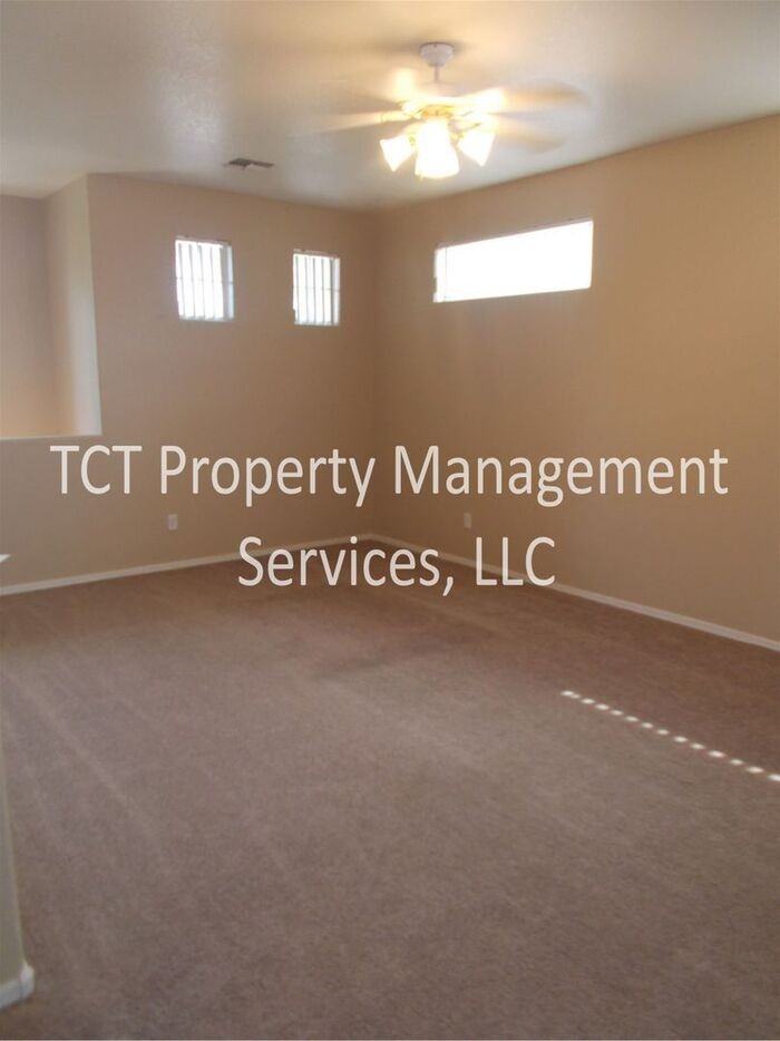 3703 E Sundance Ave - Photo 5 of 12