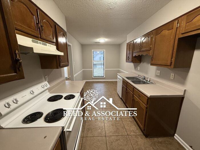 6854 Sauterne Cove - Photo 5 of 15