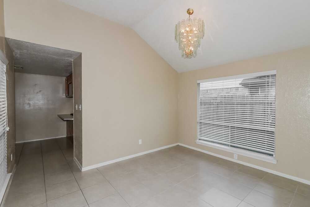 15626 Barbarossa Dr - Photo 6 of 16