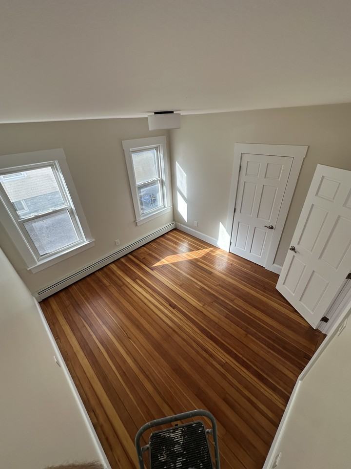 176 Hillside Avenue - Photo 4 of 8