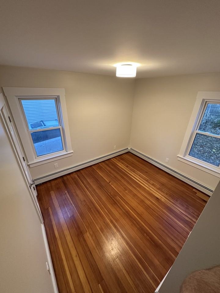 176 Hillside Avenue - Photo 7 of 8