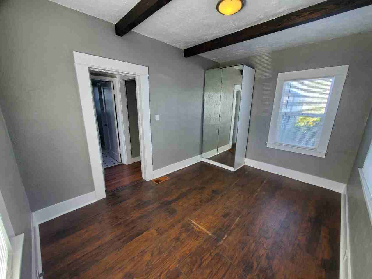 110 Roseville St #NA - Photo 2 of 8