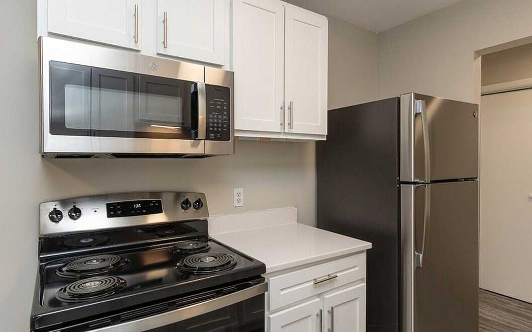 The Wade - Photo 2 of 35